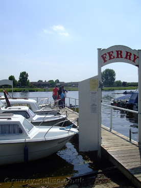 Picture of hampton-ferry-across-thames